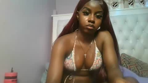 Snapshot of sexykitten200 chatting on April 2026 03:22:02 PM SexyKitty online show from April 2026 03:22:02 PM