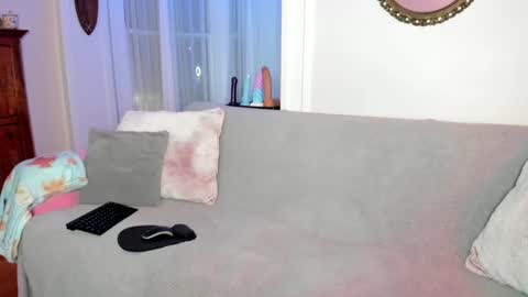 Snapshot of sexykittycouple chatting on September 2025 03:55:02 AM Peaches  Justin online show from September 2025 03:55:02 AM