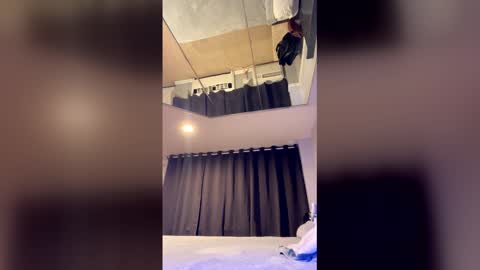 SEXYLATINCOUPLE online show from February 2026 04:38:01 AM