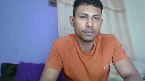 Snapshot of sexyleon69 chatting on September 2025 07:14:01 PM Sexy leon online show from September 2025 07:14:01 PM