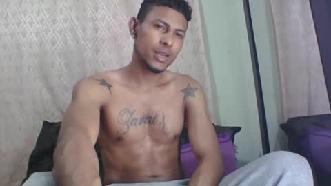 Snapshot of sexyleon69 chatting on June 2026 06:34:01 AM Sexy leon online show from June 2026 06:34:01 AM