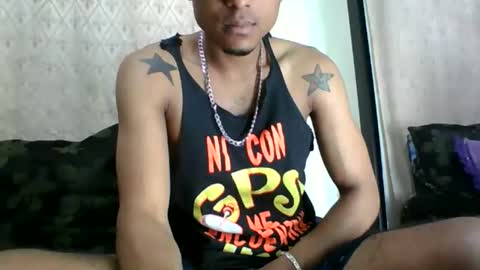 Snapshot of sexyleon69 chatting on June 2026 04:37:02 PM Sexy leon online show from June 2026 04:37:02 PM