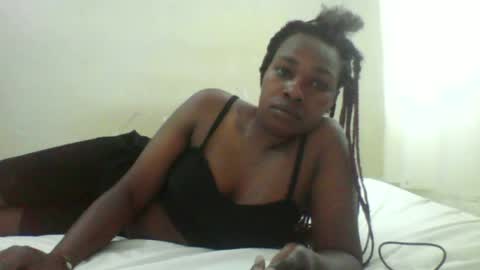 Snapshot of sexylindah chatting on June 2026 12:51:02 PM sexylindah online show from June 2026 12:51:02 PM