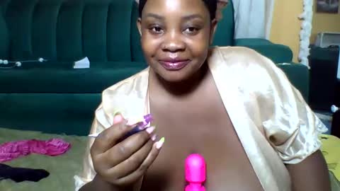 Snapshot of sexylo52 chatting on May 2026 10:26:01 PM sexylo52 online show from May 2026 10:26:01 PM