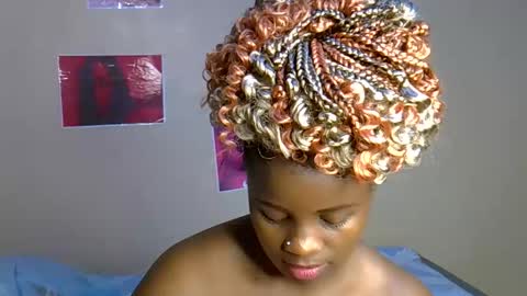 sexylucy33 online show from April 2026 12:47:01 AM