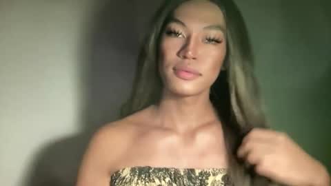 Snapshot of sexynakedweapon chatting on June 2026 01:33:01 PM LIEZEL online show from June 2026 01:33:01 PM