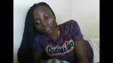 Snapshot of sexyneedle22 chatting on February 2025 07:58:02 AM VIVIAN online show from February 2025 07:58:02 AM