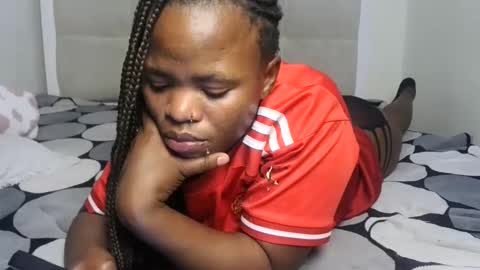 nina online show from November 2025 08:24:02 PM