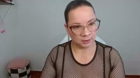 Snapshot of sexypsychologist chatting on June 2026 08:57:01 PM Sexy Psychologist online show from June 2026 08:57:01 PM