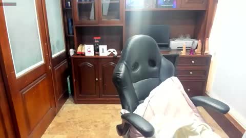 Snapshot of sexyrachel_ chatting on November 2025 12:18:01 PM R A C H E L online show from November 2025 12:18:01 PM