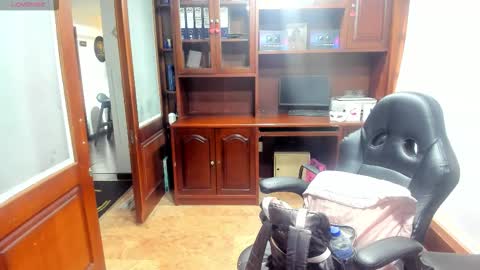 Snapshot of sexyrachel_ chatting on November 2025 11:43:01 AM R A C H E L online show from November 2025 11:43:01 AM