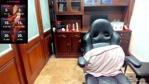 Snapshot of sexyrachel_ chatting on November 2025 12:15:02 PM R A C H E L online show from November 2025 12:15:02 PM