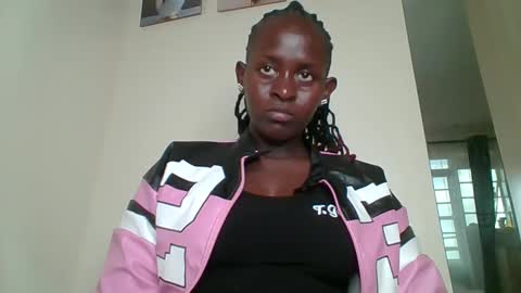 sexyreddebony online show from December 2024 10:28:02 AM