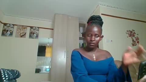 sexyreddebony online show from December 2024 11:41:02 AM