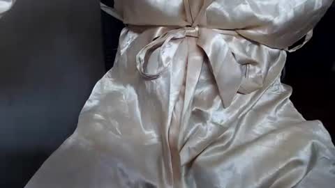 Snapshot of sexyshinixx chatting on October 2025 08:39:02 PM sexyshinixx online show from October 2025 08:39:02 PM