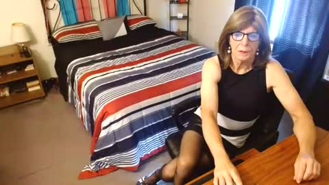 Snapshot of sexysindey79 chatting on June 2026 12:59:01 PM sexysindey79 online show from June 2026 12:59:01 PM