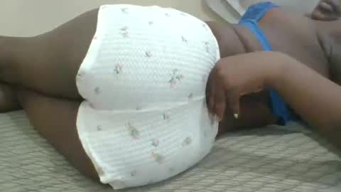 Snapshot of sexysleeky chatting on November 2025 11:58:01 PM PAULINE online show from November 2025 11:58:01 PM