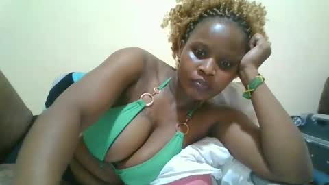 Snapshot of sexytbianca chatting on March 2026 10:35:02 PM faty online show from March 2026 10:35:02 PM