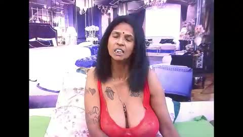 Snapshot of sexyva4u2luv chatting on November 2025 07:47:01 PM sexyva4u2luv online show from November 2025 07:47:01 PM