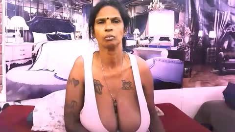 Snapshot of sexyva4u2luv chatting on November 2025 06:39:01 PM sexyva4u2luv online show from November 2025 06:39:01 PM