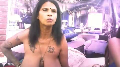 Snapshot of sexyva4u2luv chatting on November 2025 07:55:01 AM sexyva4u2luv online show from November 2025 07:55:01 AM