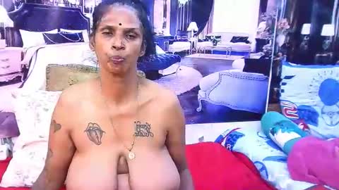 sexyva4u2luv online show from February 2026 10:20:02 AM