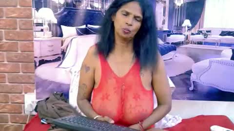 sexyva4u2luv online show from April 2026 06:55:02 AM