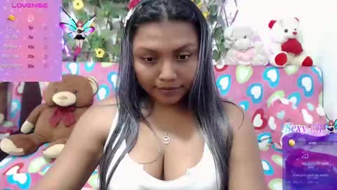 sexyvaldiry online show from December 2024 07:23:01 PM