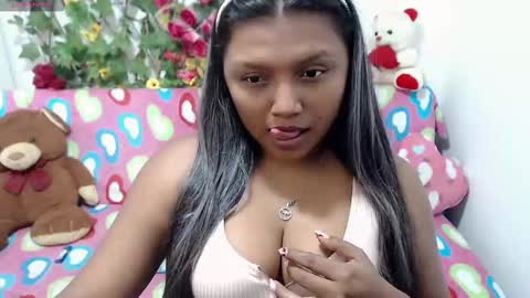 sexyvaldiry online show from December 2024 07:42:02 PM