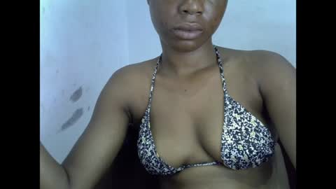 sexyxpeach online show from April 2026 10:01:02 PM