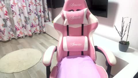 Snapshot of sexyycouple22 chatting on January 2025 06:12:01 AM Sexycouple online show from January 2025 06:12:01 AM