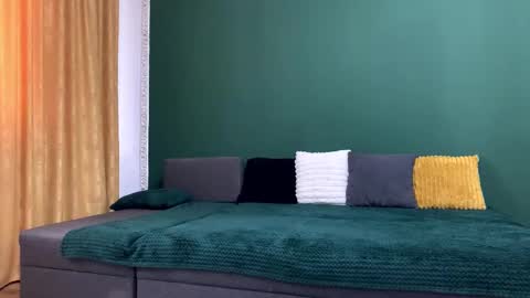 Snapshot of sexyycouple22 chatting on February 2025 08:03:01 AM Sexycouple online show from February 2025 08:03:01 AM