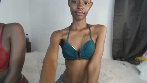 Snapshot of sexyzuriel chatting on May 2026 01:27:02 PM sexyzuriel online show from May 2026 01:27:02 PM