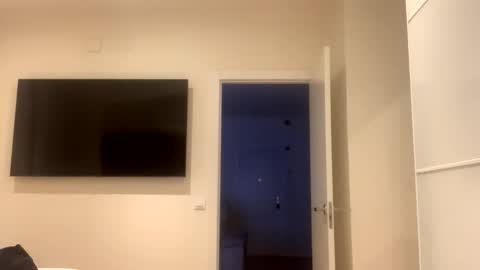 sguyxxxx online show from October 2025 07:34:01 PM