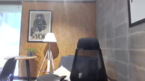 shad0w_hunter online show from January 2025 02:41:01 PM