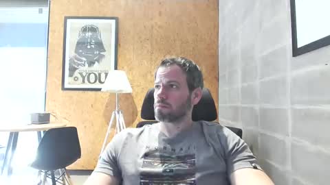 shad0w_hunter online show from March 2025 07:06:02 PM