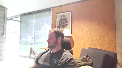 shad0w_hunter online show from September 2025 02:16:01 PM