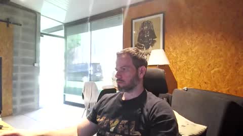 shad0w_hunter online show from March 2026 12:34:01 PM