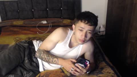 Snapshot of shadow_men_ chatting on March 2026 04:35:01 AM james online show from March 2026 04:35:01 AM