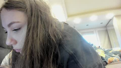 Snapshot of shadow_raffi chatting on December 2024 12:38:01 PM shadow_raffi online show from December 2024 12:38:01 PM