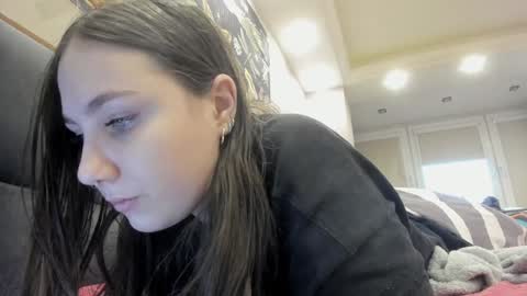 Snapshot of shadow_raffi chatting on January 2025 01:33:02 PM shadow_raffi online show from January 2025 01:33:02 PM