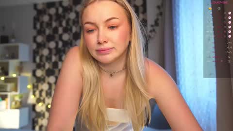 Sindy and Nancy  Next stream 1 December  online show from March 2026 06:31:02 AM