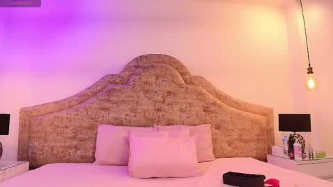 shadowlune online show from February 2026 07:50:02 PM