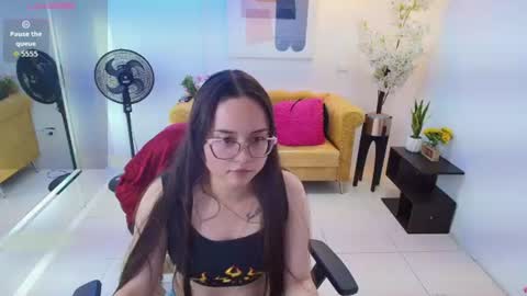 Snapshot of shady_bug chatting on July 2026 09:06:02 PM Shady online show from July 2026 09:06:02 PM