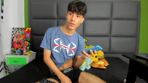 shady_stone online show from February 2025 05:05:01 AM