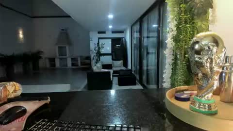 shaidy_scott online show from July 2026 03:20:01 AM