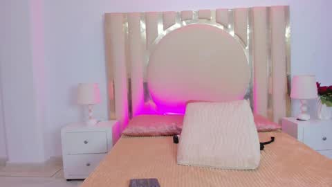 Snapshot of shainabonne chatting on December 2024 01:50:02 AM Shaina online show from December 2024 01:50:02 AM