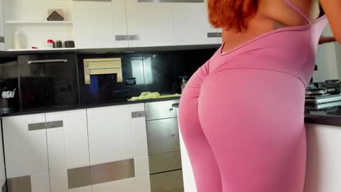 Snapshot of shainabonne chatting on September 2025 08:12:02 PM Shaina online show from September 2025 08:12:02 PM