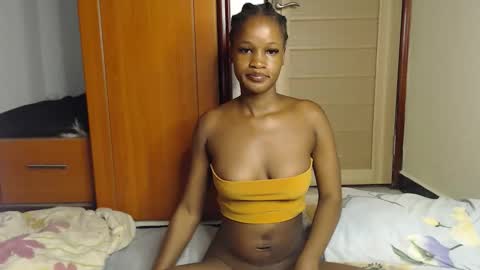 Snapshot of shakkiecam chatting on November 2025 05:31:01 AM Shaky online show from November 2025 05:31:01 AM