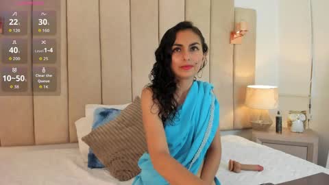 Shanily online show from May 2026 06:58:01 PM